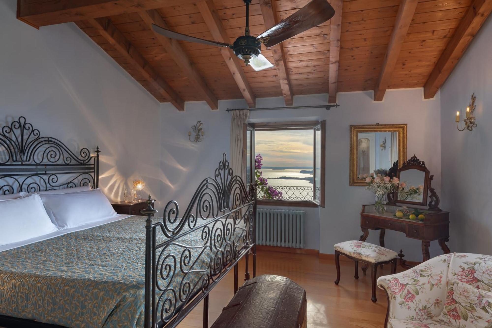 Dimora Bolsone Villa Gardone Riviera Exterior photo