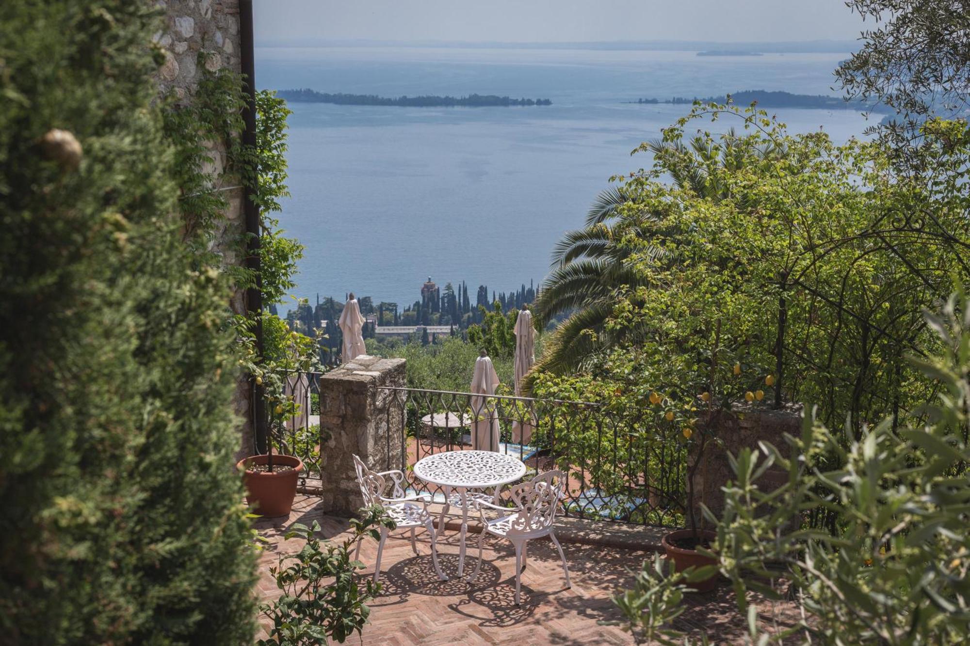 Dimora Bolsone Villa Gardone Riviera Exterior photo